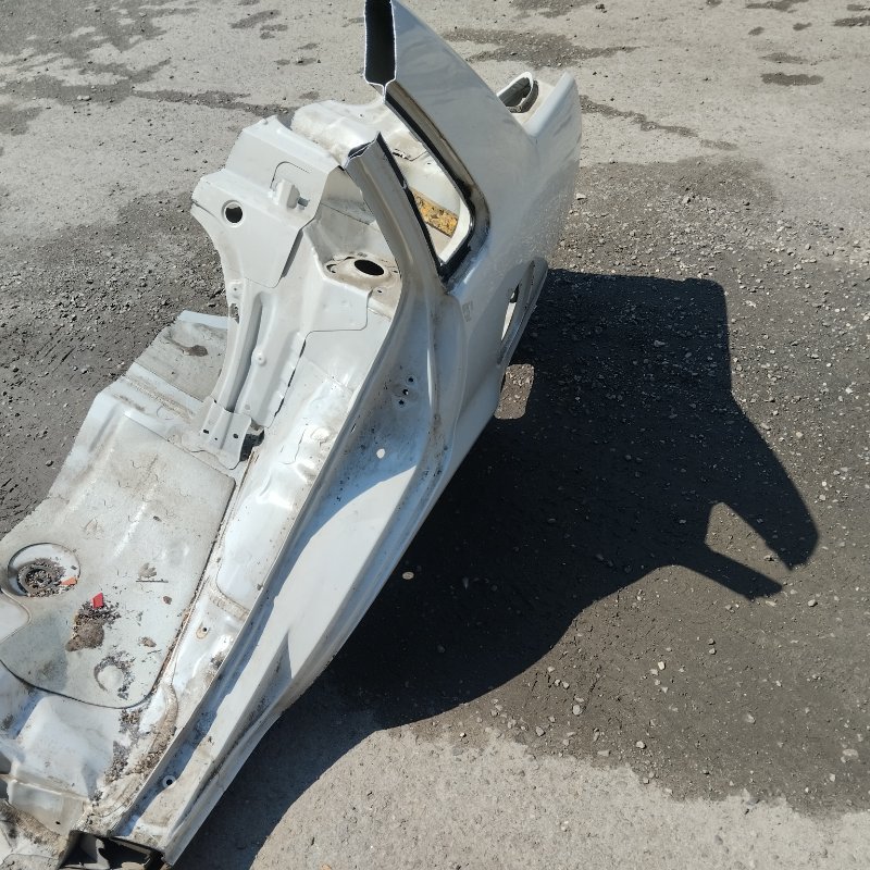 Крыло заднее левое Sprinter 2000 AE110 5A-FE