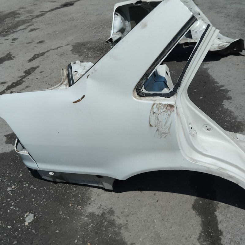 Крыло заднее правое Toyota Sprinter 2000 AE110 5A-FE 616011E931 Б/У