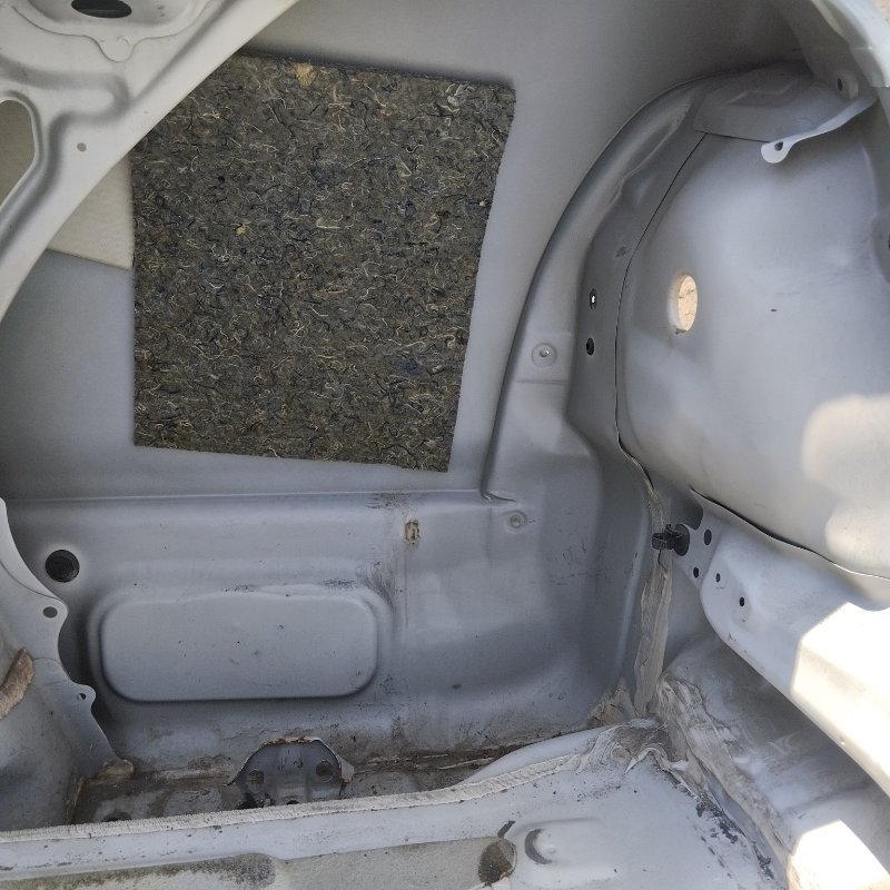 Крыло заднее правое Sprinter 2000 AE110 5A-FE