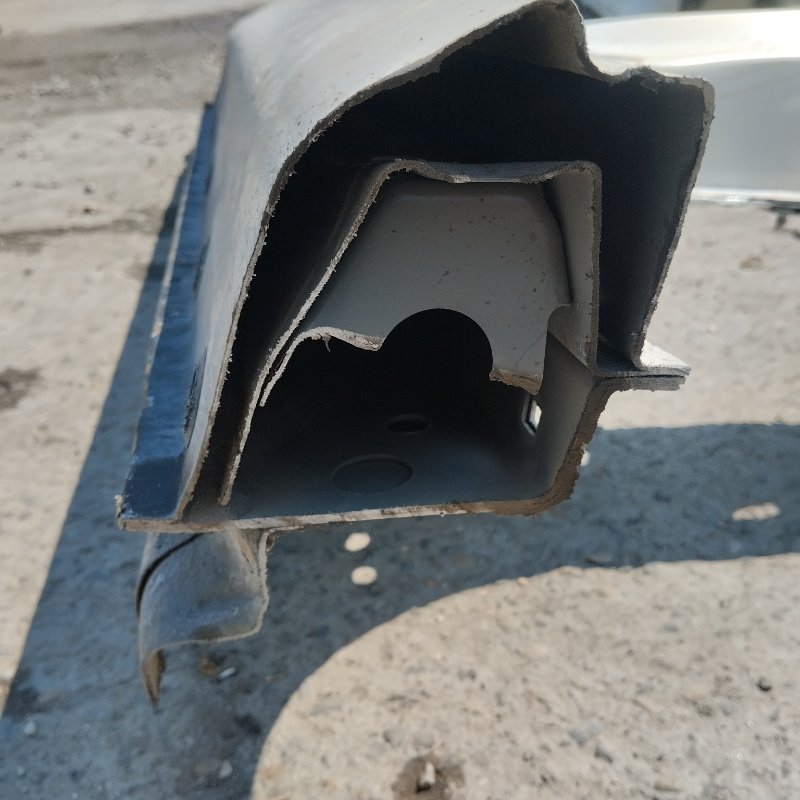 Порог кузова левый Sprinter 2000 AE110 5A-FE