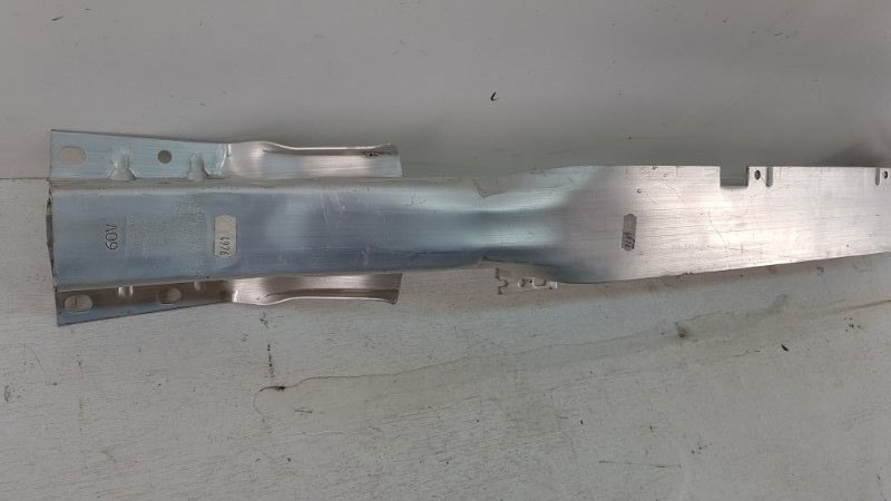 Усилитель бампера задний Opel Astra H Усилитель бампера задний Opel Astra H