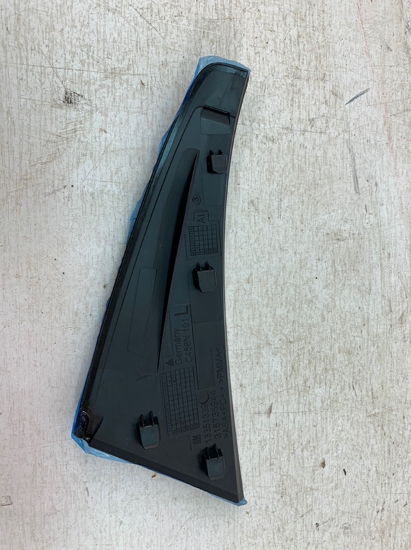 Молдинг крышки багажника левый Astra 2009- J