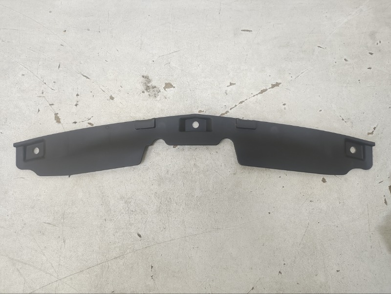 Запчасть накладка замка капота Opel ANTARA 2007-2015 96800768 новая Накладка замка капота Opel ANTARA 2007-2015 96800768 новая