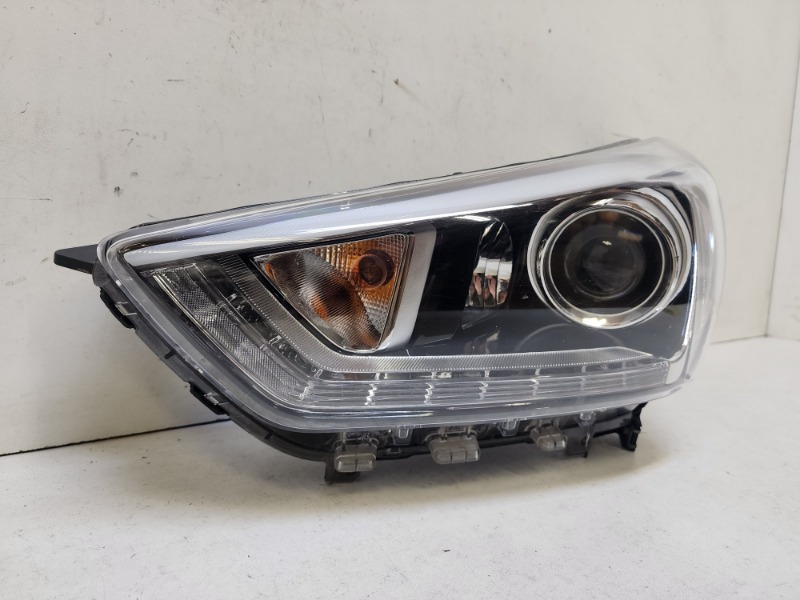 Фара левая Hyundai Creta 1