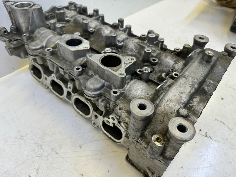 Головка блока цилиндров GLA-Class 2020-2024 W117 Головка блока цилиндров GLA-Class 2020-2024 W117