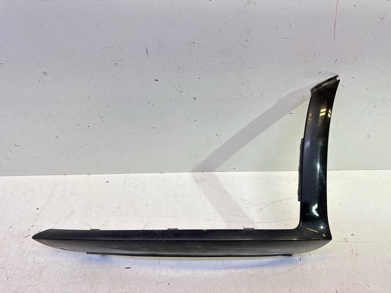 Накладка бампера передняя левая Mercedes-Benz CLA-class 2019-2024 C118 A11888551019999 Б/У