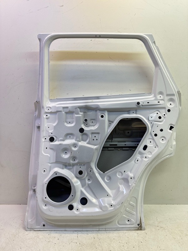 Дверь задняя правая J7 2023-2025 T1EJ Дверь задняя правая J7 2023-2025 T1EJ