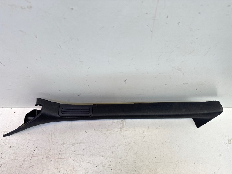 Накладка стойки передняя левая Range Rover Evoque 2015-2018 L538 204PT