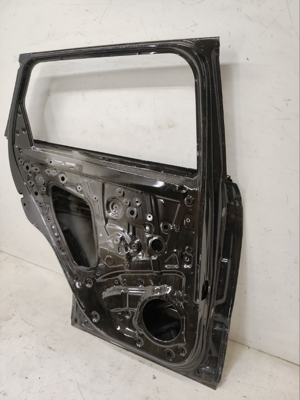 Дверь задняя левая J7 2023-2024 1