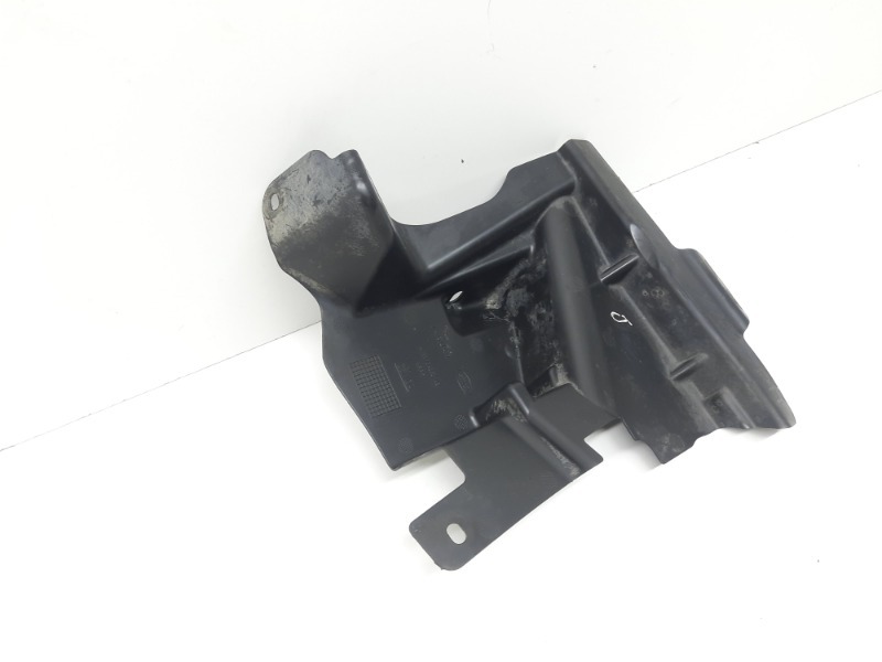 Пыльник двигателя правый Jaguar F-Pace X761