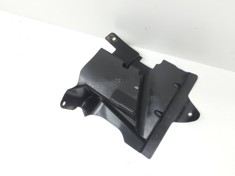 Пыльник двигателя правый F-Pace 2015-2020 X761