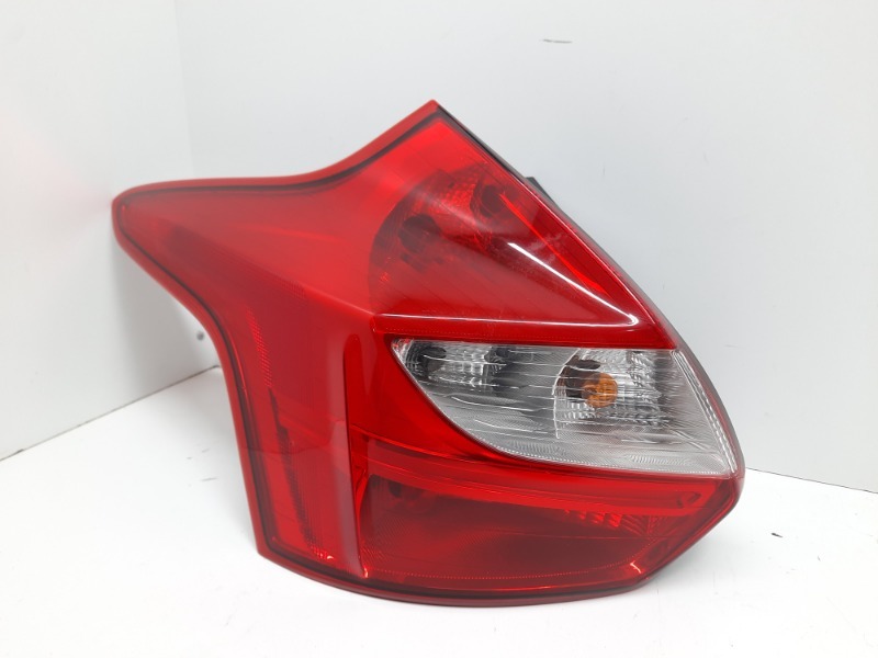 Фонарь левый Ford Focus 2011-2015 3 1825320 контрактная
