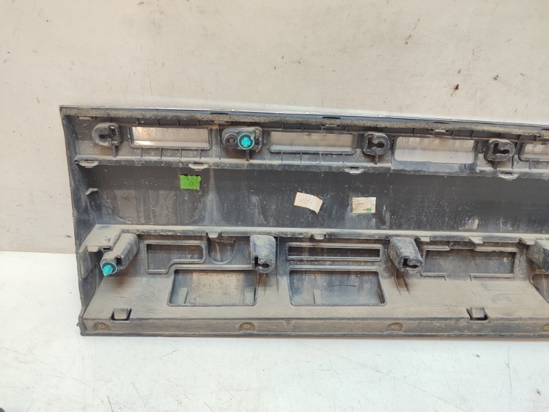 Накладка двери передняя левая Tiggo 8 Pro 2018-2024 1