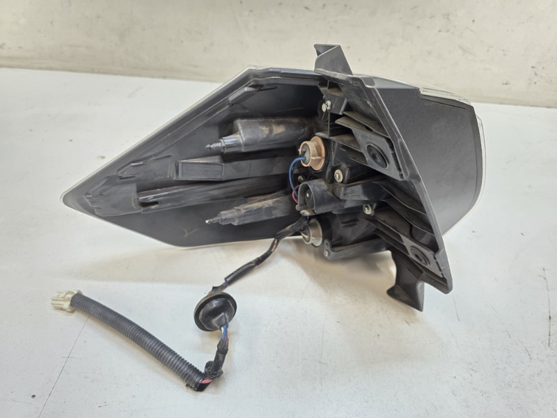 Фонарь задний правый X-Trail 2013-2017 T32 Фонарь задний правый X-Trail 2013-2017 T32