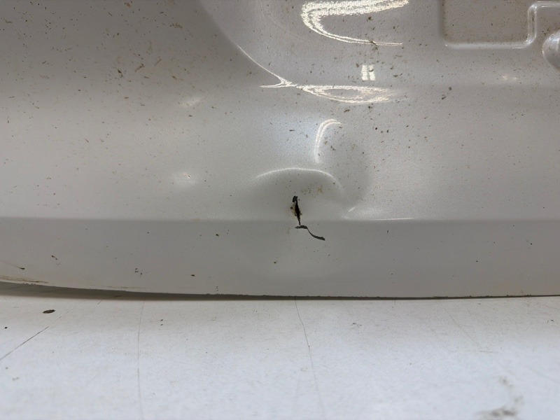 Крышка багажника Uni-K 2020-2024 1