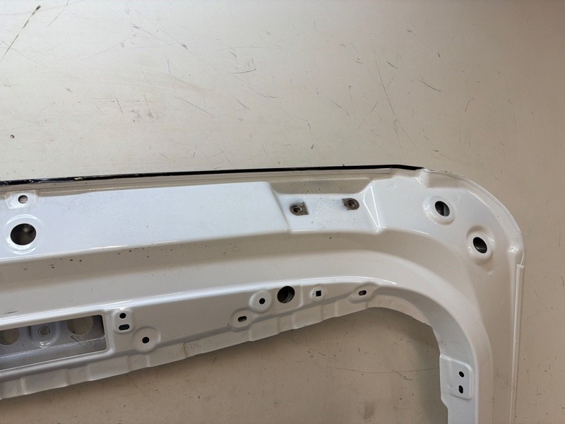 Крышка багажника Uni-K 2020-2024 1