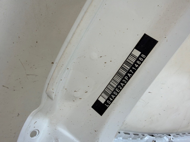 Крышка багажника Uni-K 2020-2024 1