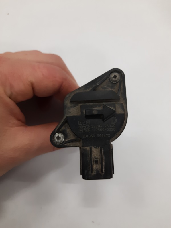 ДАТЧИК РАСХОДА ВОЗДУХА Toyota Fortuner 2020-2025 2 2220475040 Б/У