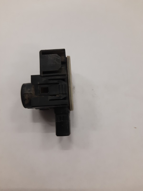 Датчик парковки (парктроник) передний Lexus NX200 1 Датчик парковки (парктроник) передний Lexus NX200 1