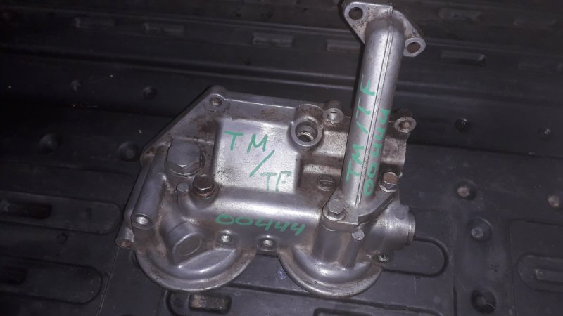 Корпус масляного фильтра Mazda Titan ТМ (б/у)
