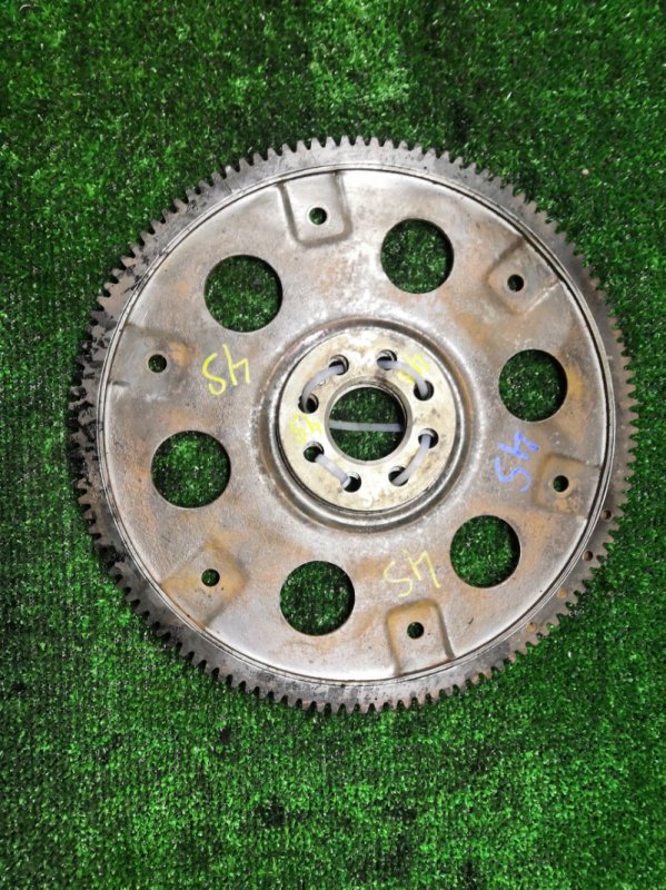 Маховик Toyota 4SFE (б/у) Маховик Toyota 4SFE (б/у)