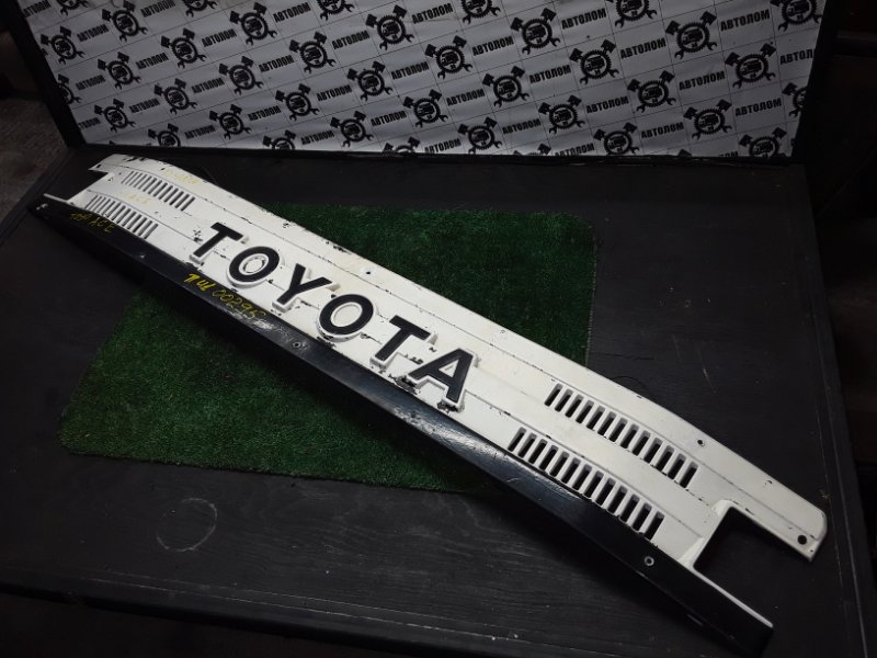 Капот Toyota Dyna (б/у) Капот Toyota Dyna (б/у)