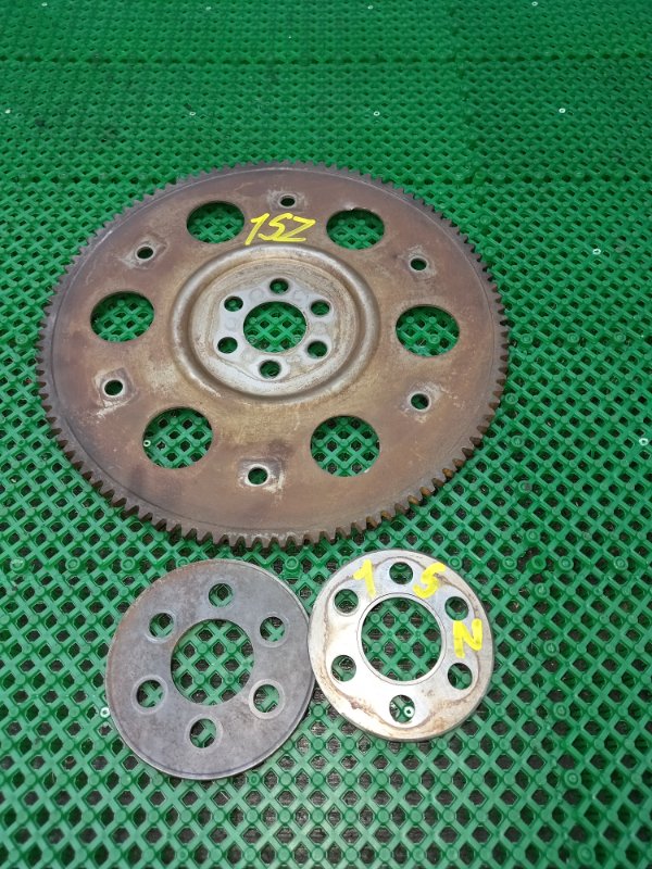 Маховик Toyota 1SZ-FE (б/у) Маховик Toyota 1SZ-FE (б/у)
