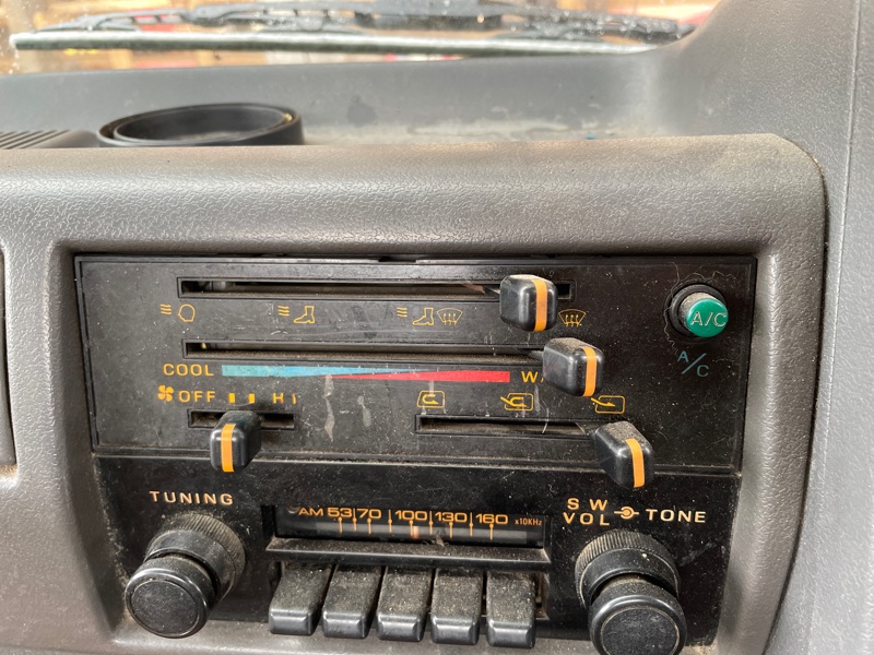 Радиоприемник Hino Ranger FC3WJA W06E 1991 (б/у)