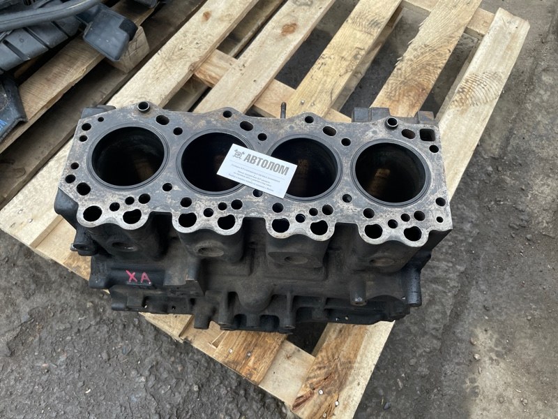 Блок цилиндров Mazda Titan WG5AT XA (б/у)