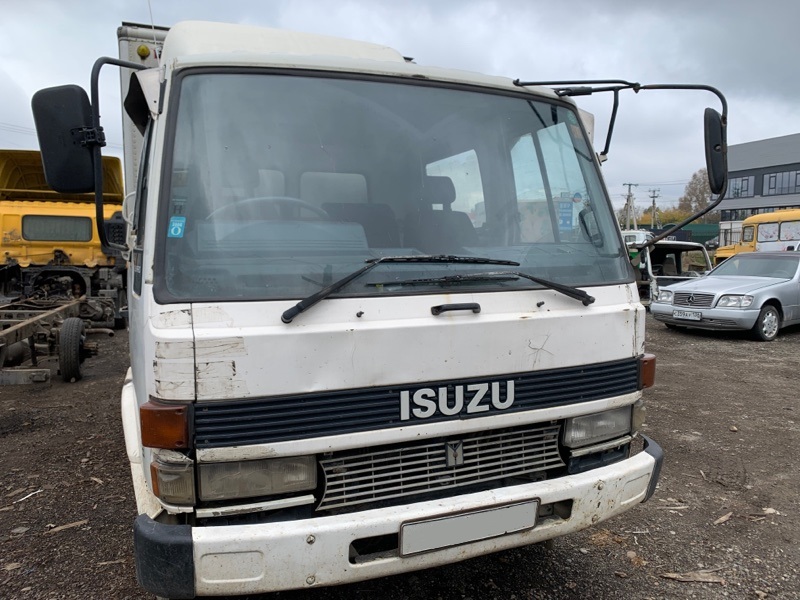 Кабина Isuzu Forward FRR32FB 6HE1 1993 (б/у)