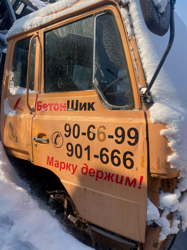 Дверь Hino Profia FS600B EF550 1990 правая (б/у)