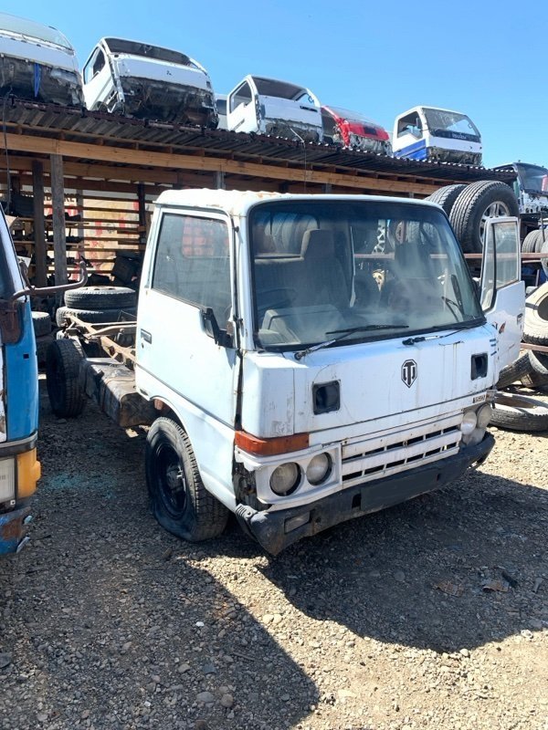 Кабина в разбор Nissan Atlas AMF22 TD27 1991 (б/у)