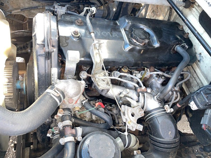 Двигатель в сборе Toyota Dyna LY102 5L 2000 (б/у)