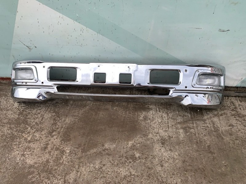 Бампер Isuzu Elf NKR81 4HL1 2003 (б/у)