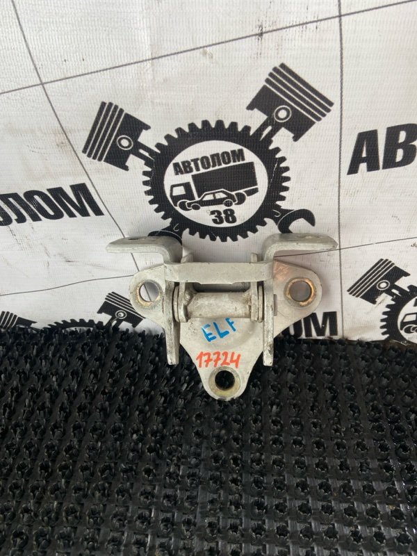 Петля двери Isuzu Elf NKR66L 4HF1 1995 (б/у)