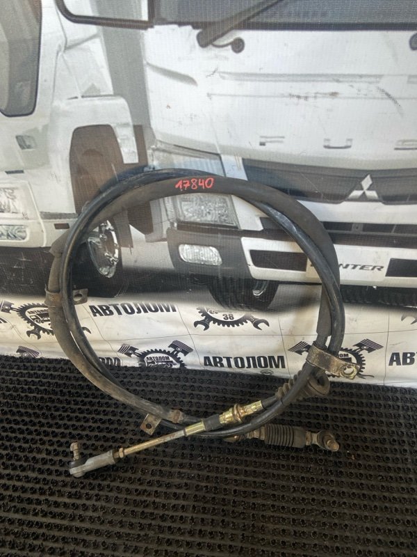 Тросики переключения МКПП Nissan Atlas P4F23 TD27 1996 (б/у)