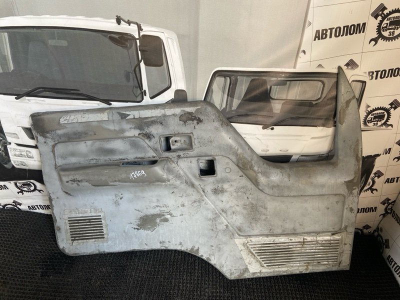 Обшивка двери Hino Ranger FD3HJA H07D 1994 (б/у)