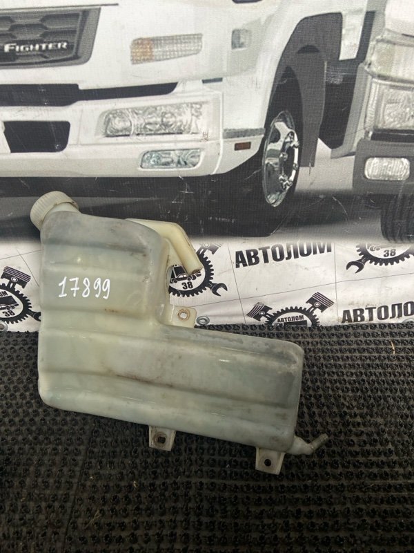 Расшерительный бачок Isuzu Elf NKR66L 4HF1 1995 (б/у)