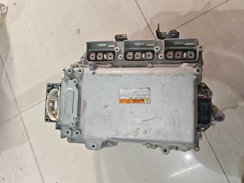 Инвертор Toyota RAV4 AVA44 2ARFXE 2012 (б/у)