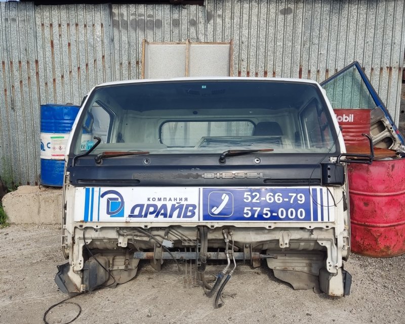 Кабина Nissan Atlas G2H41 FD42 1992 (б/у)