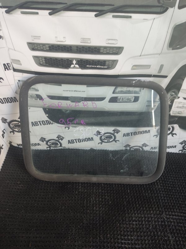 Стекло заднее Isuzu Forward FRD35 6HL1 2004 заднее (б/у)