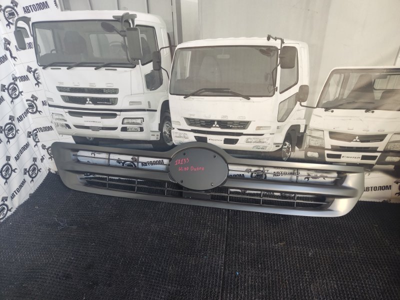 Решетка радиатора Hino Dutro