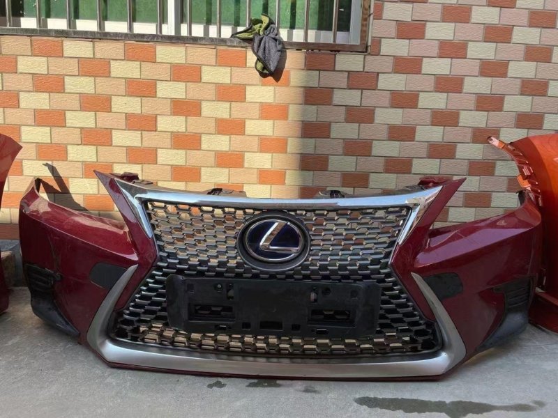 Бампер Lexus CT200h ZWA10 2ZRFXE 2017 передний (б/у)