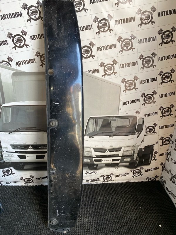 Решетка, жабо под дворники Toyota Dyna LY102 5L 2000 (б/у)