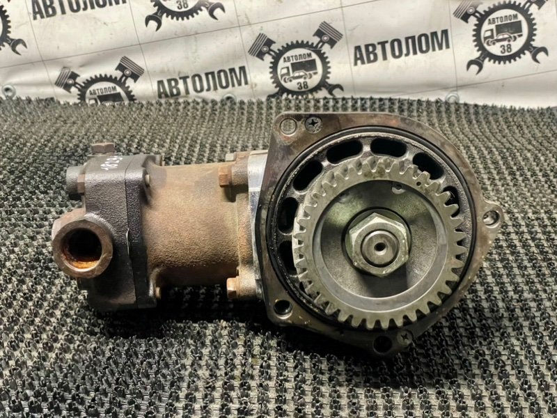 Компрессор воздушный Isuzu Forward FRR34L 6HK1T 1998 (б/у)