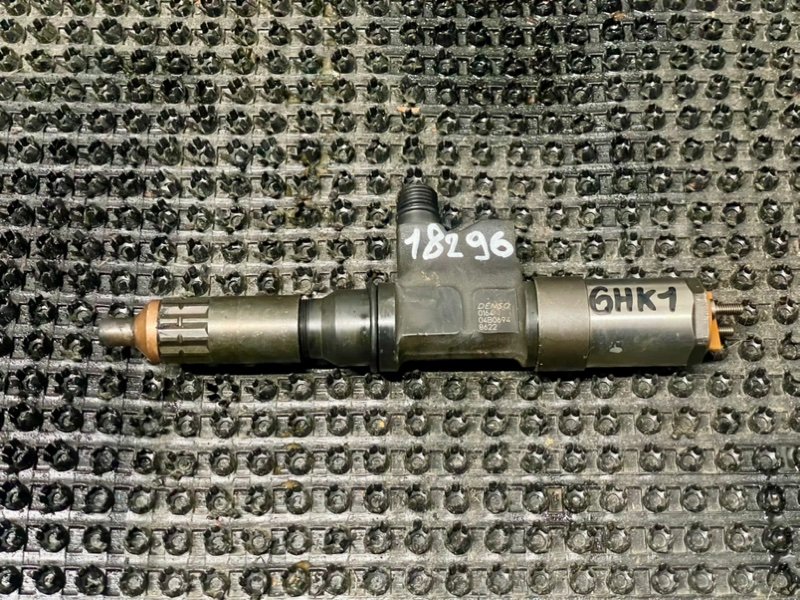 Форсунка топливная Isuzu Forward FRR34L 6HK1T 1998 (б/у)