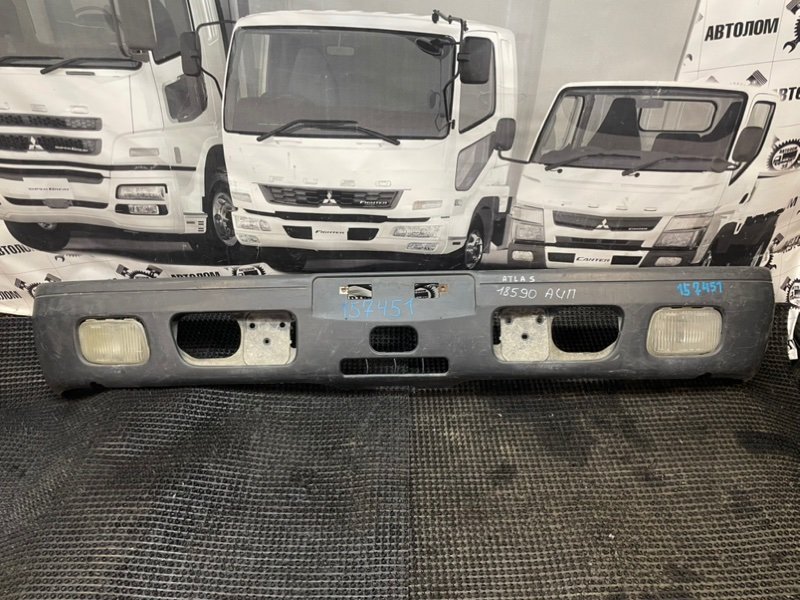 Бампер Toyota Dyna XZU307 S05C 1999 передний (б/у)