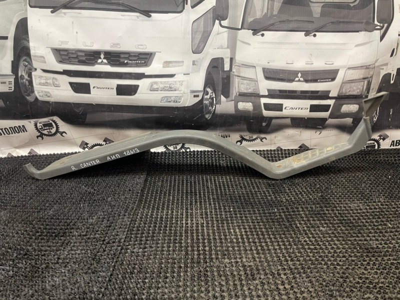 Накладка на порог Mitsubishi Canter FE648G 4D35 1997 передняя правая (б/у)