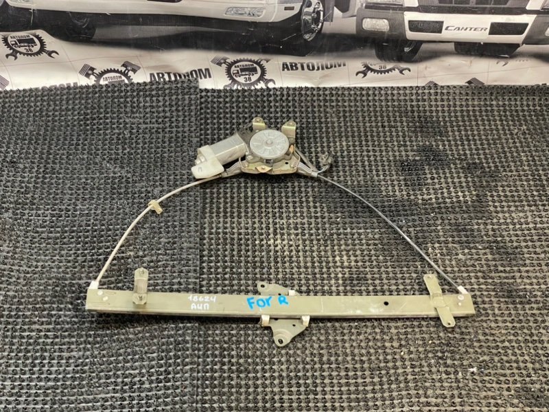 Стеклоподъемник Isuzu Forward FRR32G 6HE1 1998 передний правый (б/у)