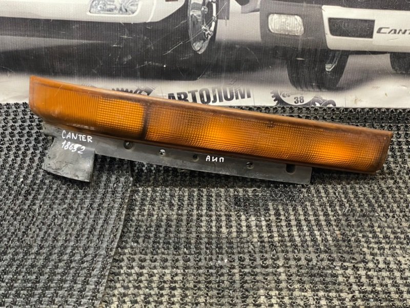 Поворотник Mitsubishi Canter FE648G 4D35 1993 правый (б/у)